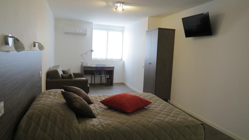 Hotel De Cleves Nevers Luaran gambar