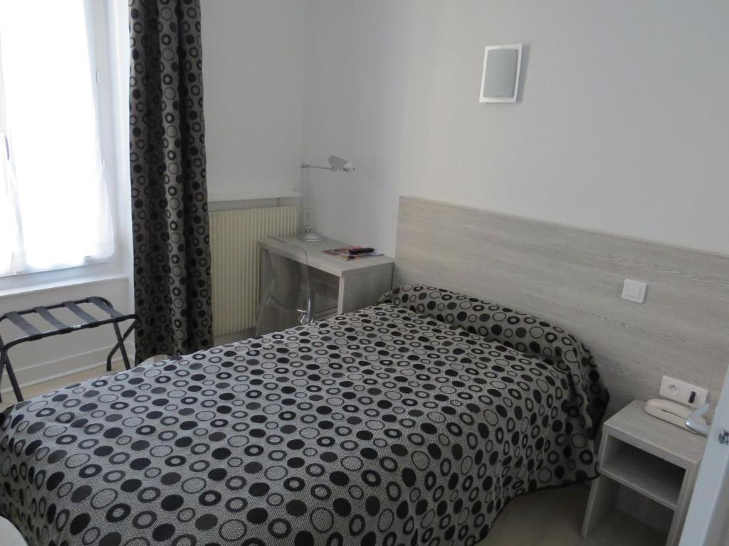 Hotel De Cleves Nevers Bilik gambar