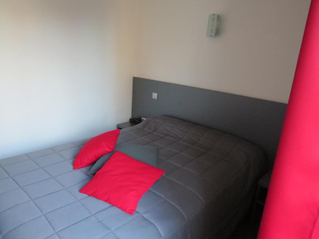 Hotel De Cleves Nevers Bilik gambar