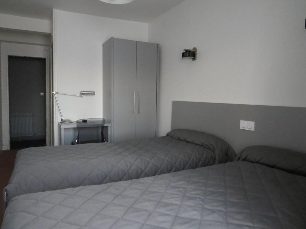 Hotel De Cleves Nevers Bilik gambar